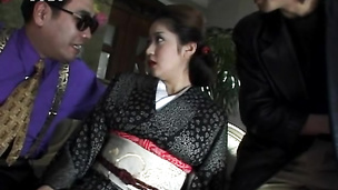 Asian hottie in kimono got her pussy played and derailed